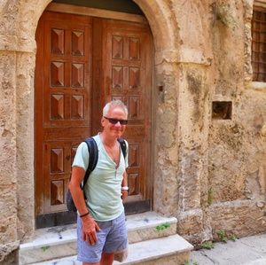 Meet your Posher, Robert